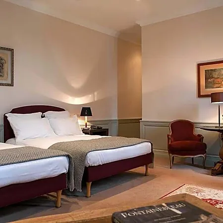 Hotel De Londres