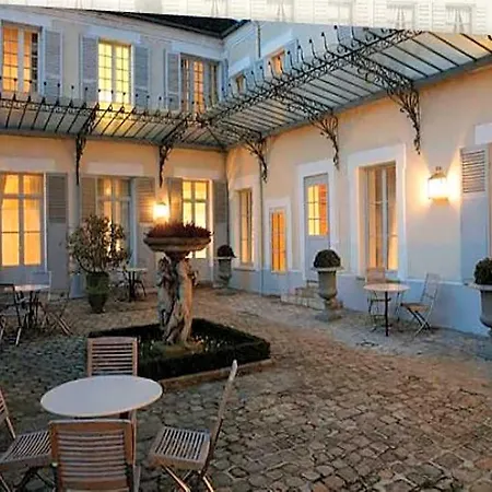 Hotel De Londres Fontainebleau