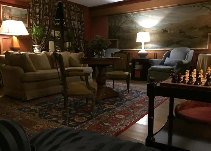 ホテル De Londres フォンテーヌブロー